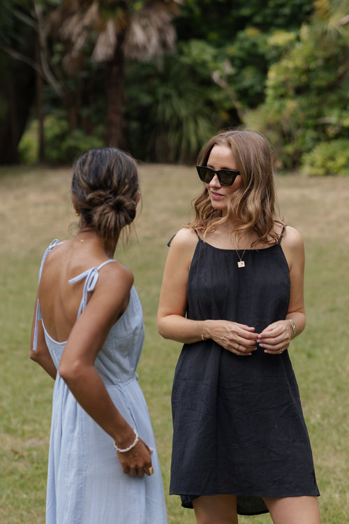 Picnic Chats with Kelly Eastwood