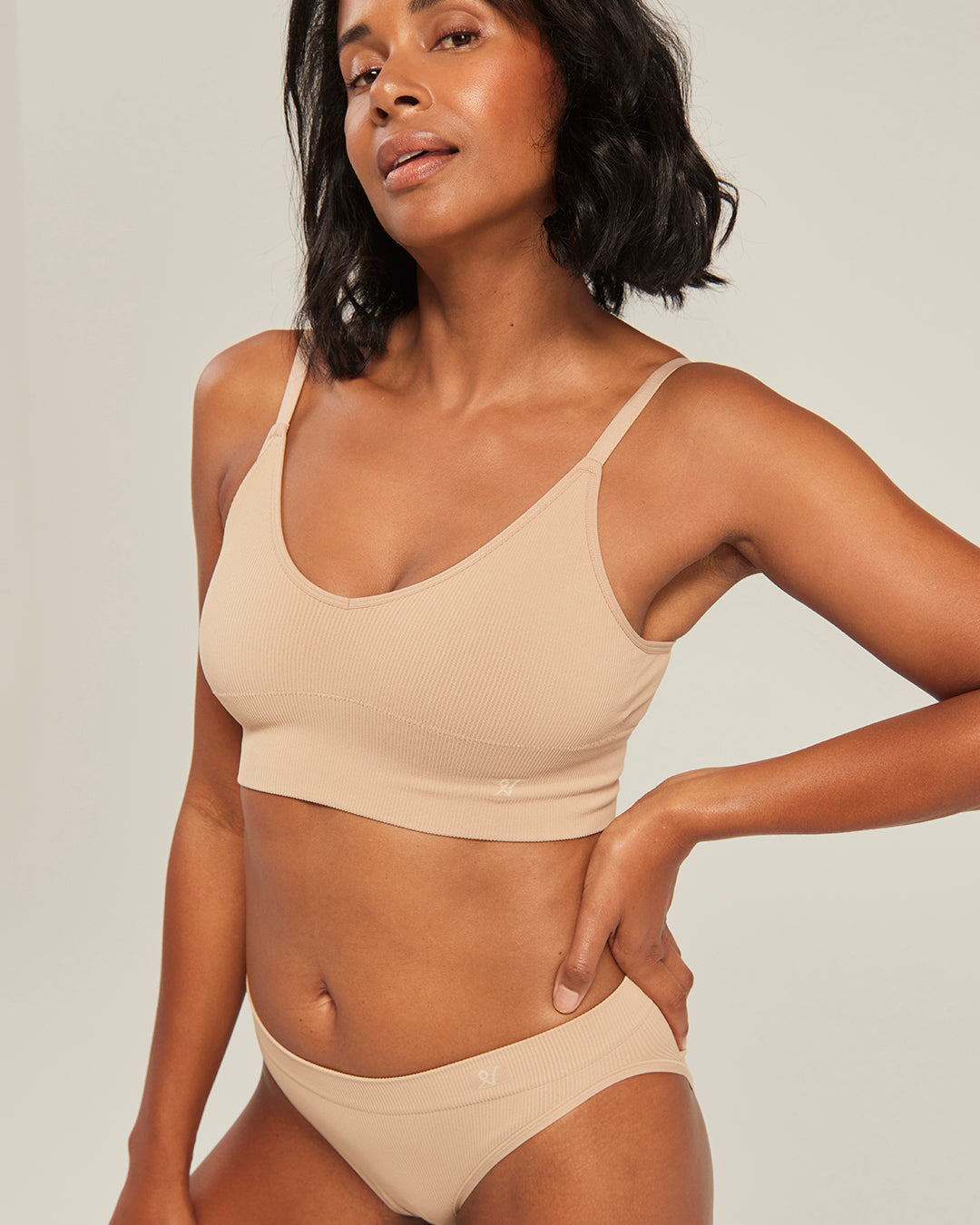 The Form Seamless Bralette - Almond