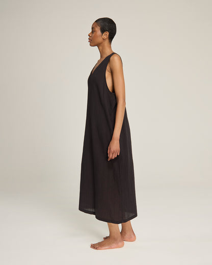 The V Neck Dress - Black