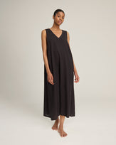 The V Neck Dress - Black