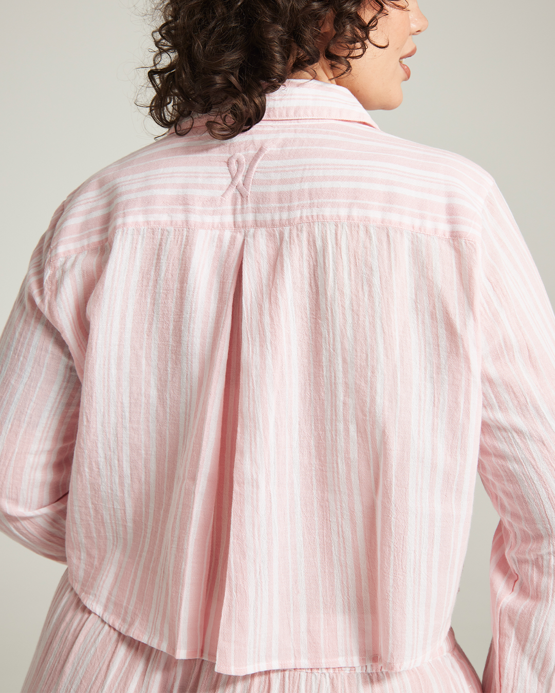 The Cropped Shirt - Fondant Pink Stripe