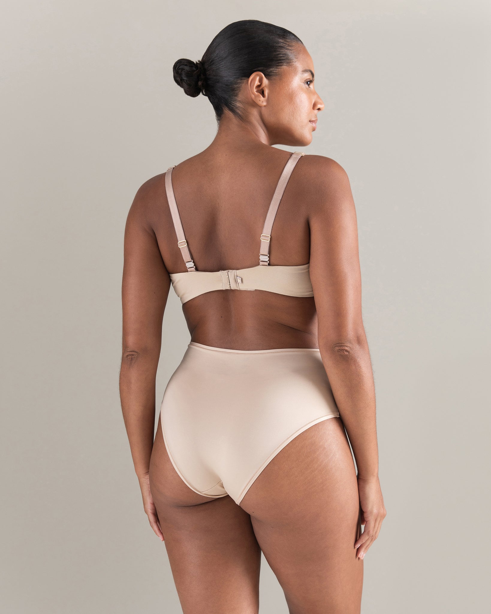 The Easy Does It Bralette Second Skin - Bare 01